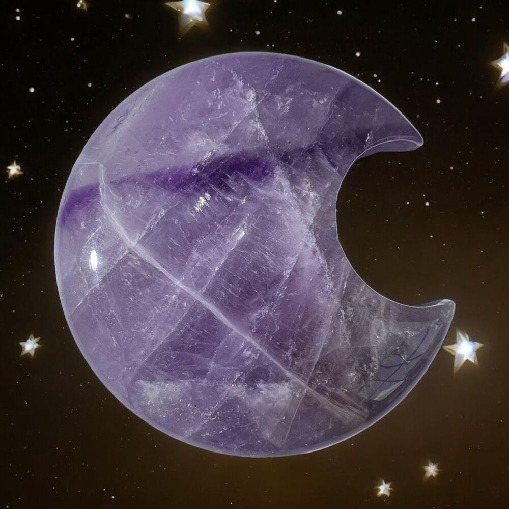 Amethyst‎ Crystal Crescent Moon Carving Meditation Stone